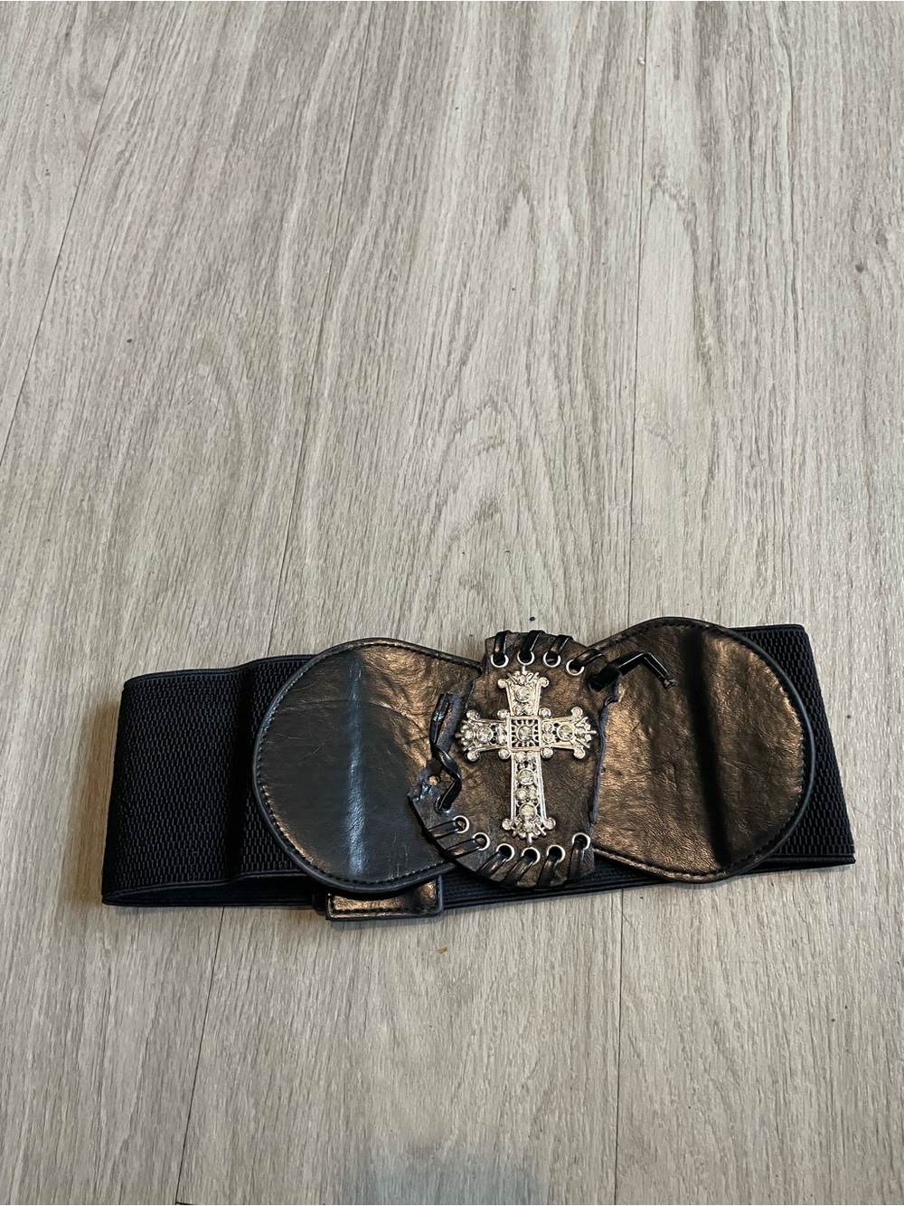 Black Women's Stretch Waist Belt with Silver Cross Accent